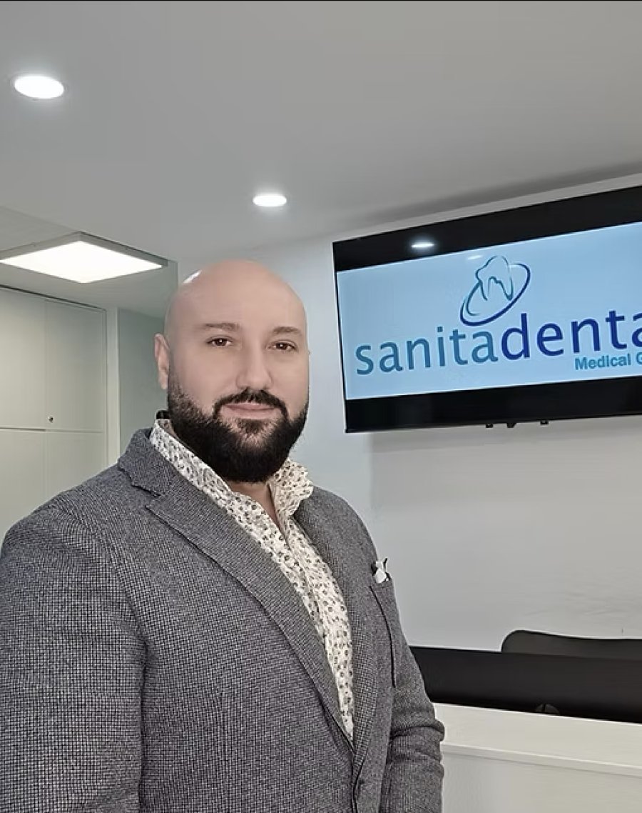 Alby Barolo — Coordinación y Estrategia de Marketing, Clínica Sanitadental